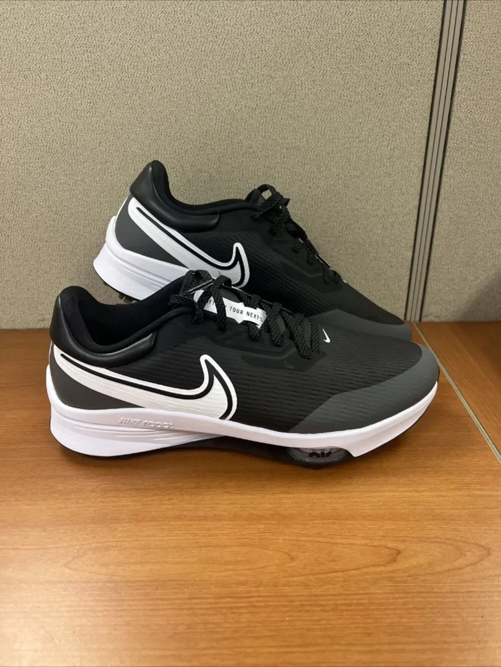 Nike Air Zoom Infinity Tour NEXT% Golf Shoes Men’s 11.5